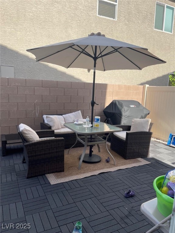 Building Photo - 5045 Bloodhound St