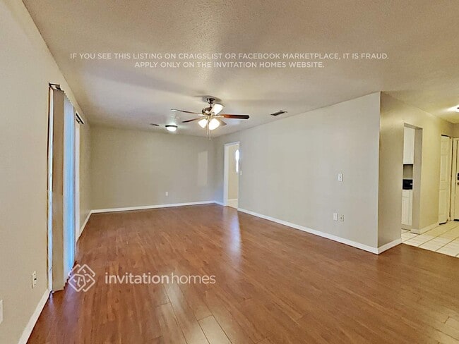 Photo - 808 65th Ave W