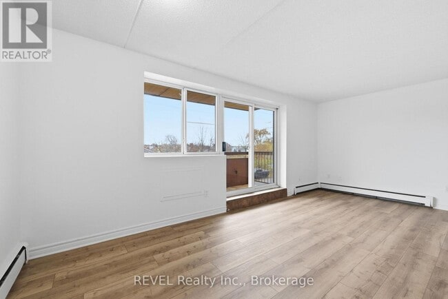 Photo - 19 Manchester Ave Unité 301