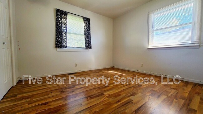 Photo - 404 E Madison St Unit Apt C