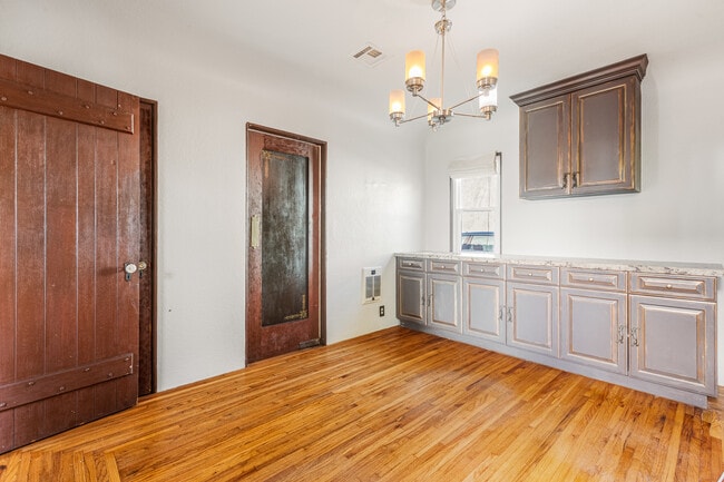 Photo - 506 Palomar Ave