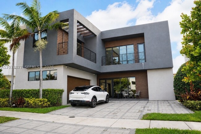 Building Photo - 7560 NW 101st Ct