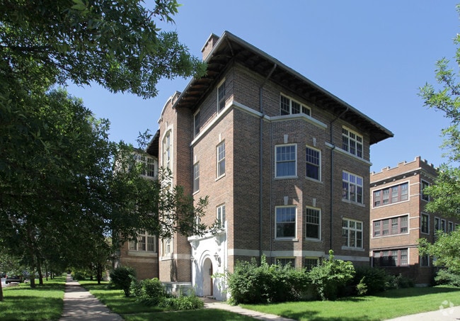 Building Photo - 5100 S. Ellis Avenue