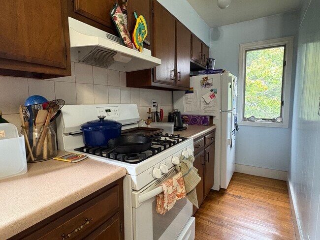 Photo - 19 Sartwell Ave Apartments Unit #3