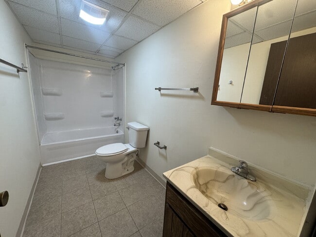 Photo - 2406 Marquette Rd Unit Apt 9