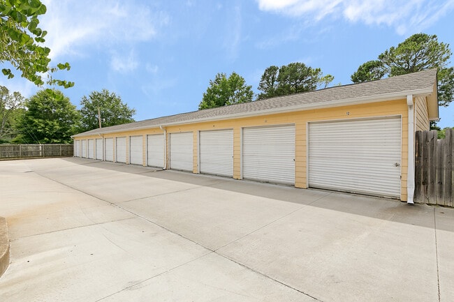 Cochera - Parkview Apartments