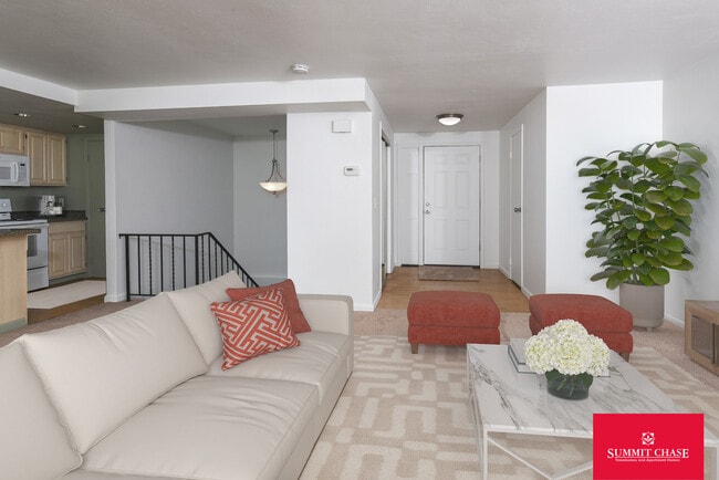 Summit Chase Apartments