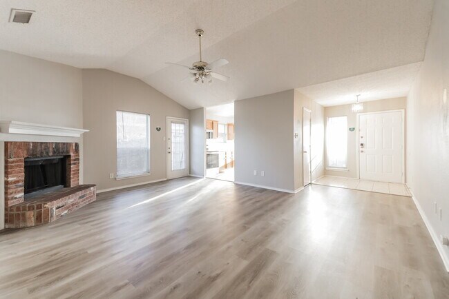 Photo - 12239 Ortega St