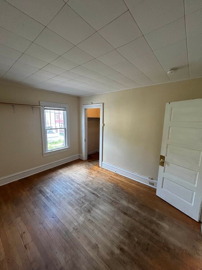 Photo - 43 Isham St