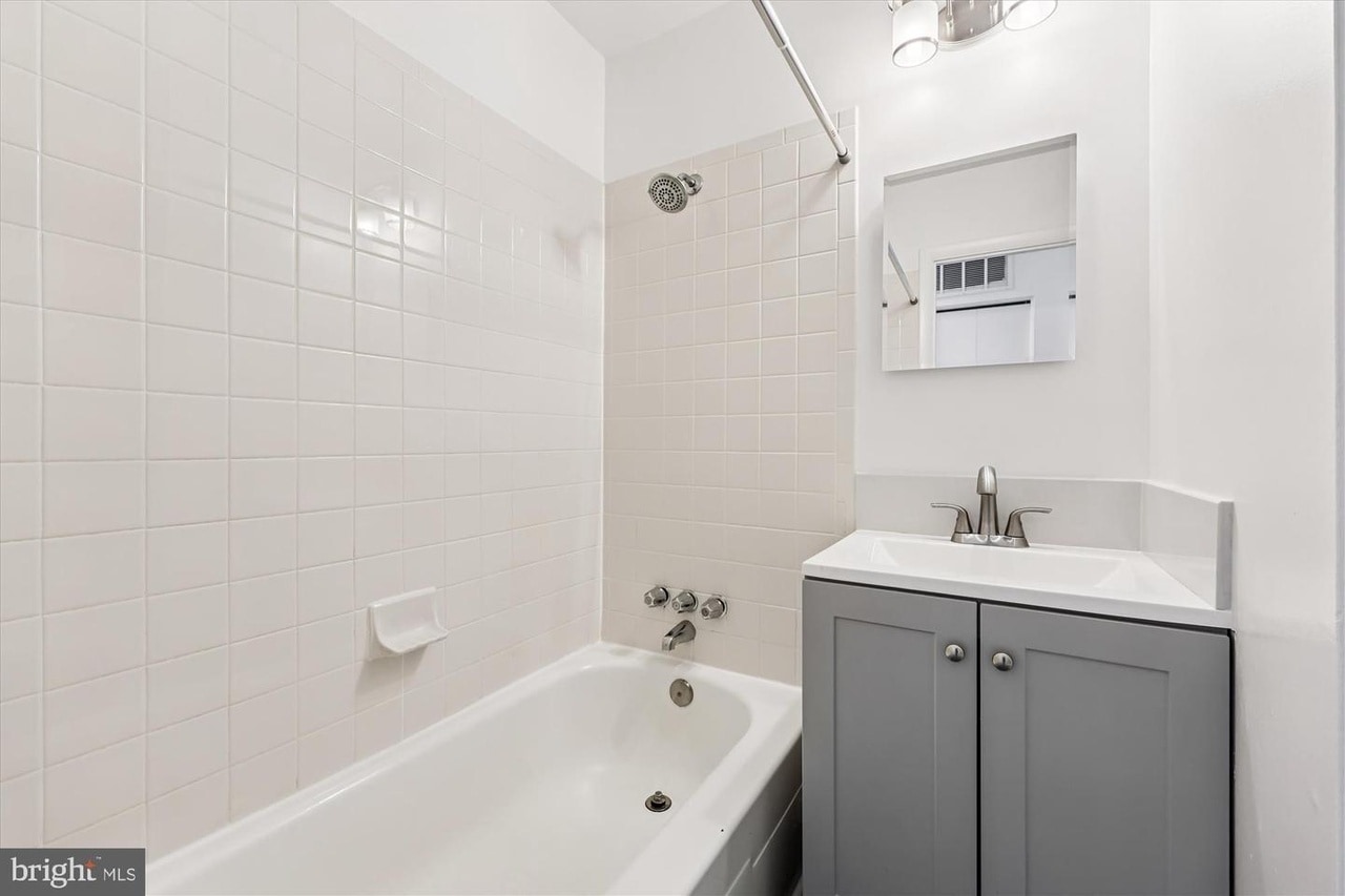 Photo - 39 Orchard Dr