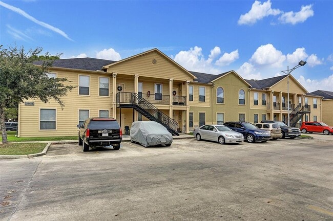 Photo - 2018 Laverne St Condo Unit 2