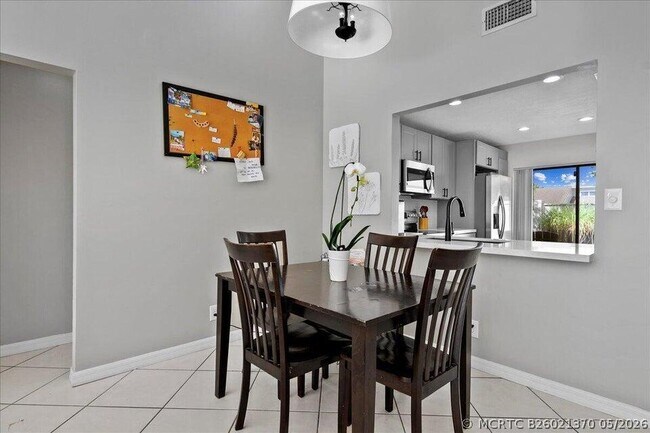 Photo - 12875 Spinnaker Ln