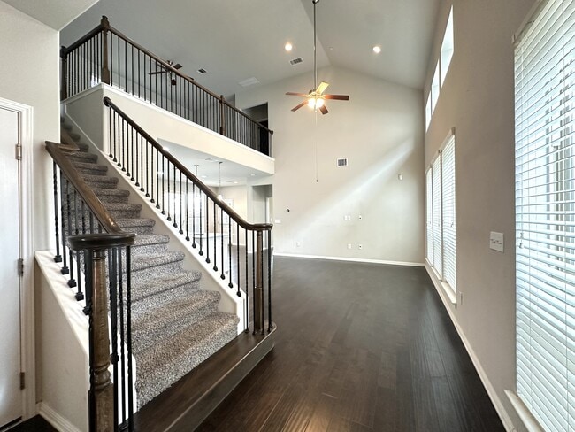 Photo - 3240 E Whitestone Blvd