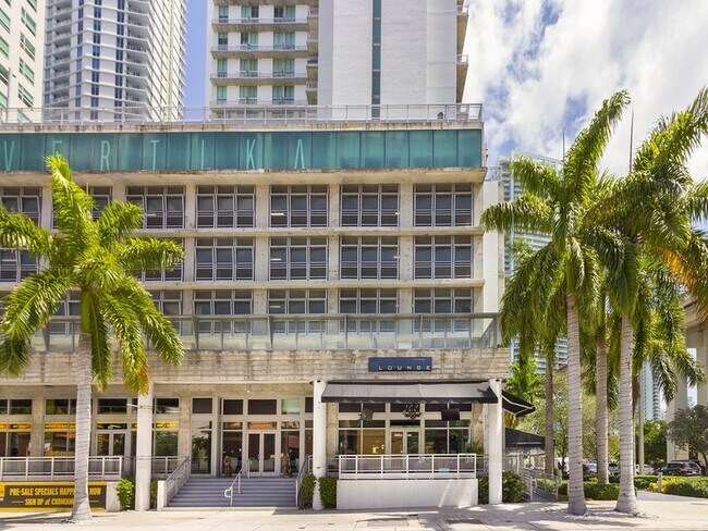 Photo - 690 SW 1st Ct Unidad 2526