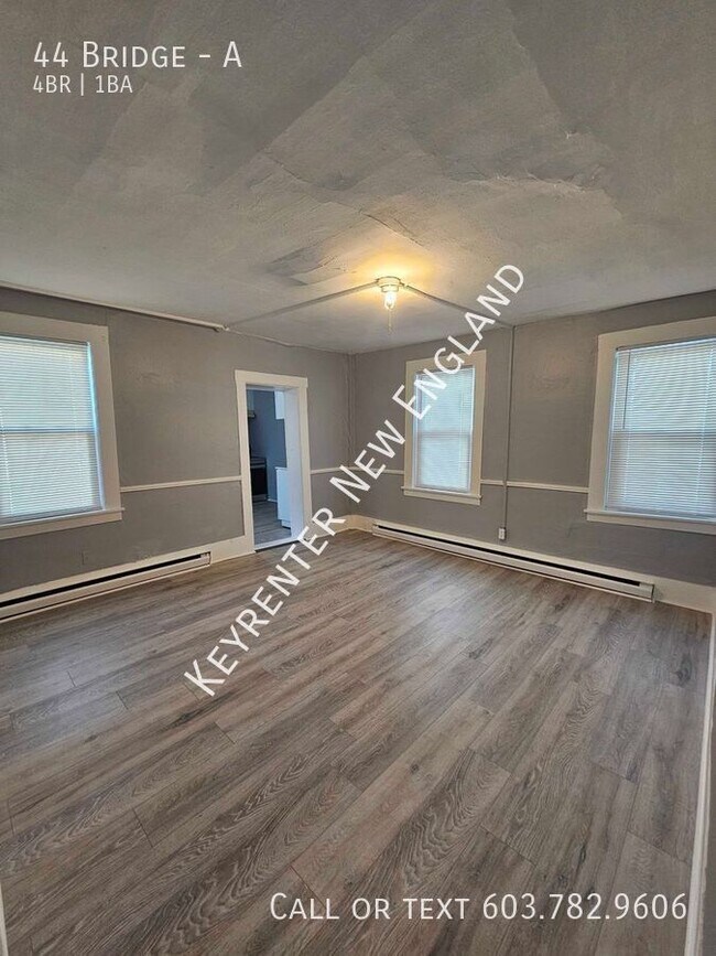 Photo - 4 Bedroom Apartment in Hillsboro Unit A