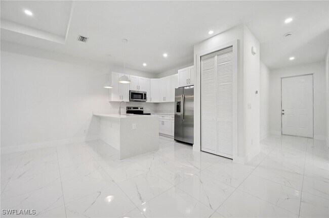 Building Photo - 4701 28th St SW