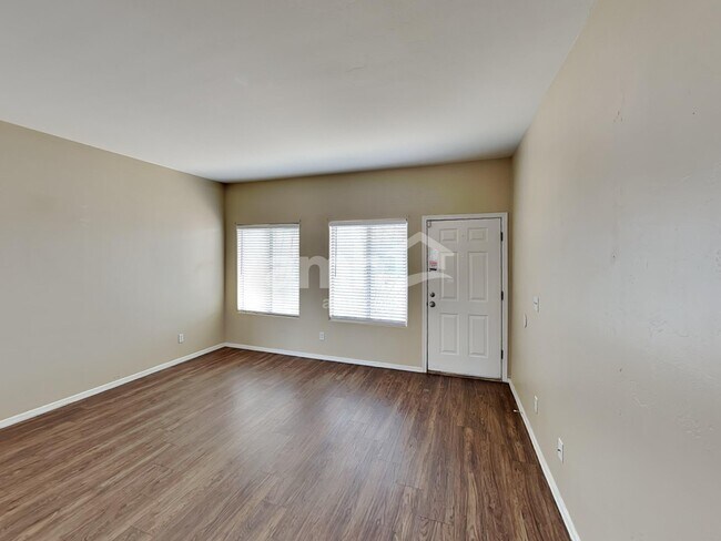 Photo - 178 W Calle Nueva Vida