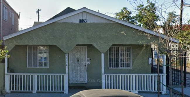 Building Photo - James, Beverly (Estate) -- 40th Place Unit 1124
