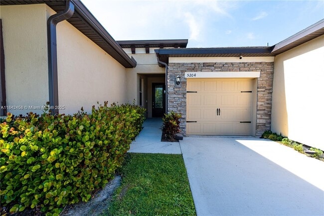 Building Photo - 5204 Jovial Ct Rental