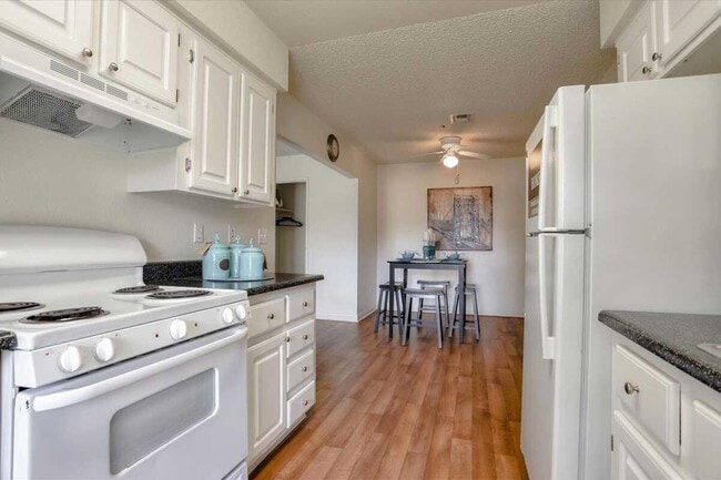 Photo - Sterling Sahara Apartments