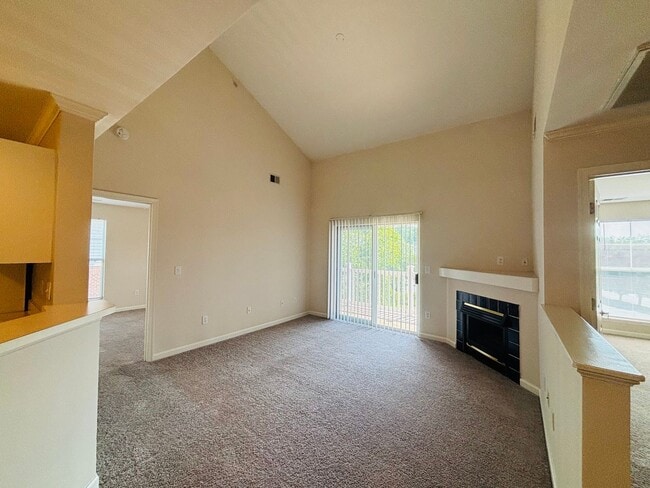 Photo - 209 S Knollwood Dr