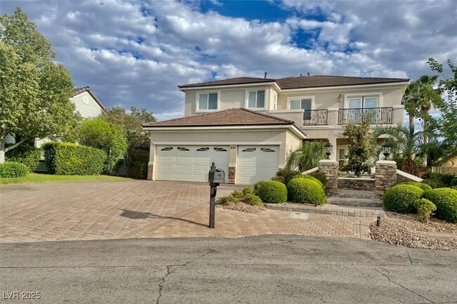 Building Photo - 331 W Sherwood Dr Rental