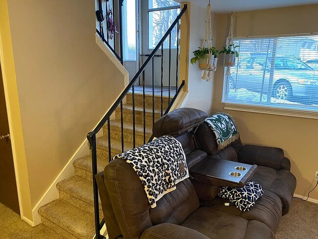 Photo - 1541 Edora Road