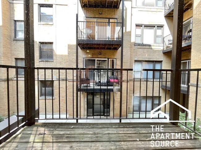 Photo - 3347 W Wilson Ave Unit 1N