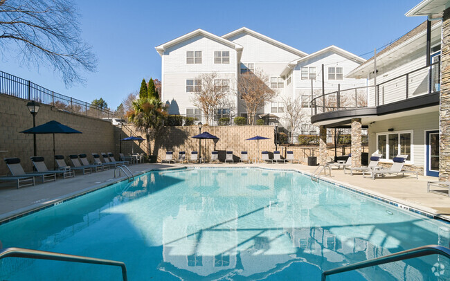 Building Photo - University Village at Charlotte -Student ONLY Rental