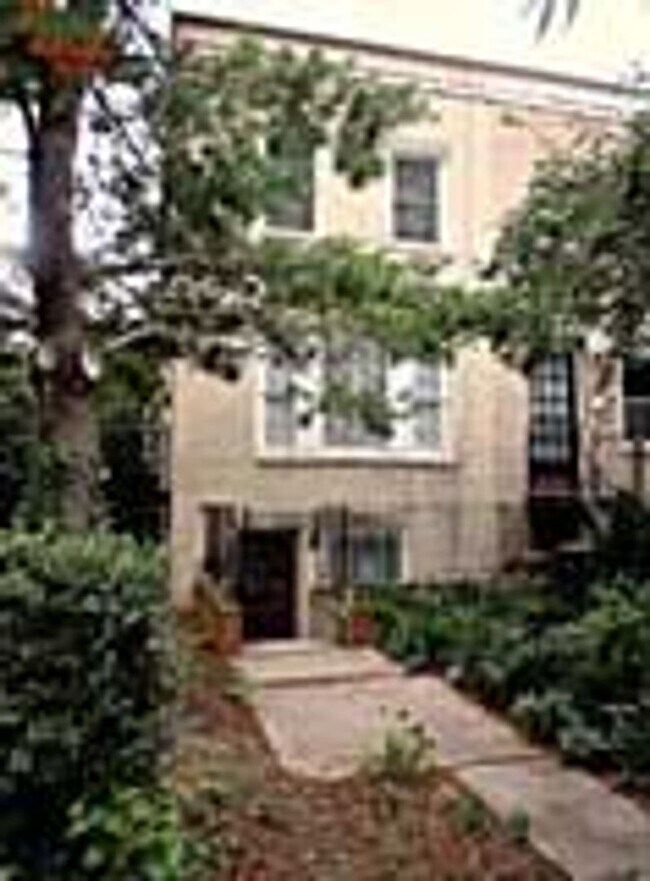 Building Photo - 1620 - Abohasen Unit 02 Rental
