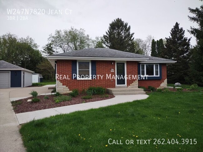 Building Photo - W247N7820 Jean Ct