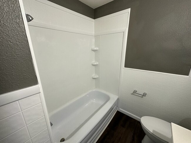 Photo - 4321 Deerfield St