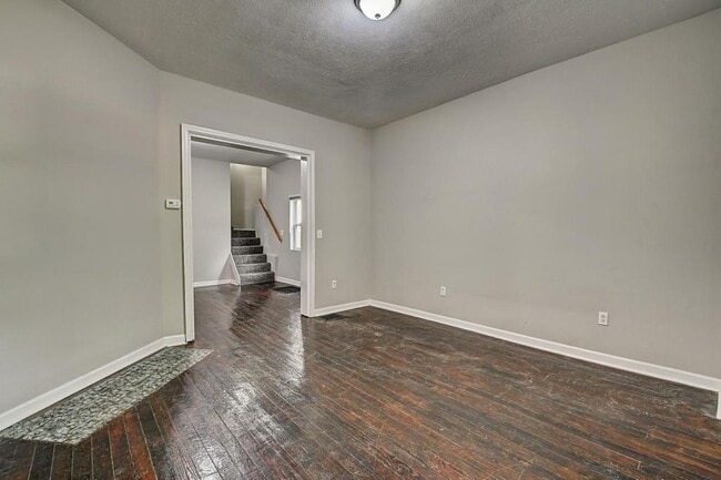 Photo - 417 N State Ave