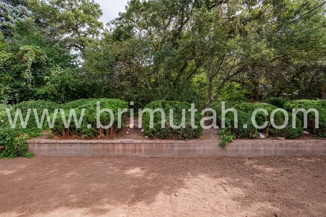 Photo - 1785 S 2600 E