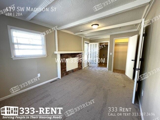 Photo - 419 SW Madison St