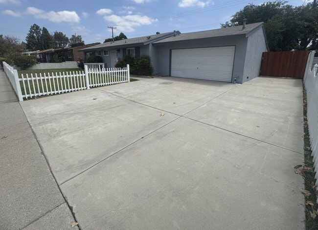 Photo - 2296 Cordero Ave