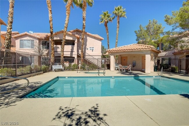 Building Photo - 8450 Alta Dr Unit 229