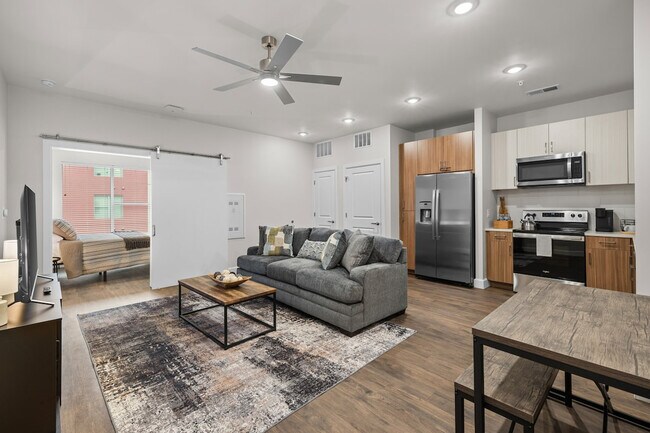 641 Division St Unit SI ID1627740P