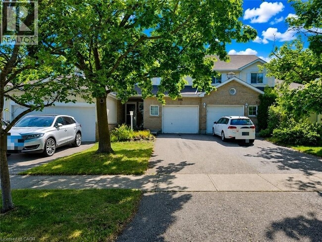 Photo - 596 Spinnaker Crescent
