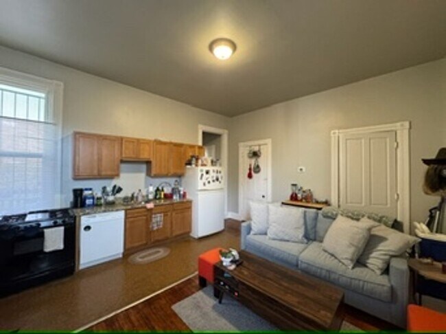 Photo - 26 Conklin St Unit 1