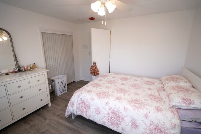 Photo - 360 Market St Unit 6