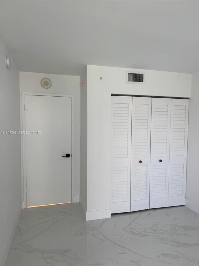 Photo - 800 N Miami Ave Unit E-901