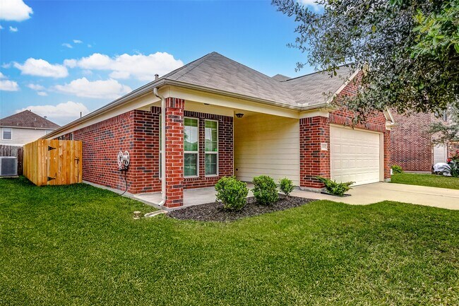 Photo - 10818 Chestnut Path Way