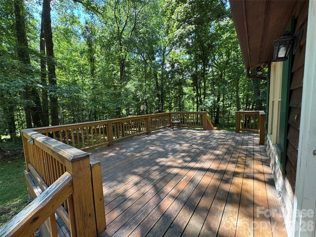 219 Larkfield Rd