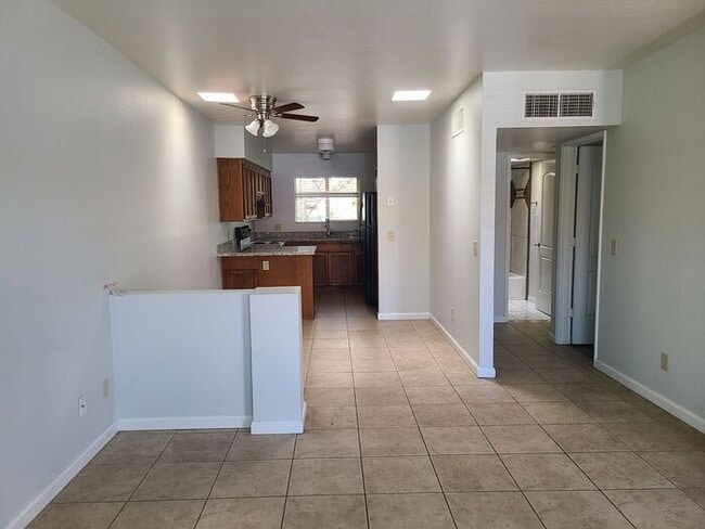 Photo - 2831 N Estrella Ave