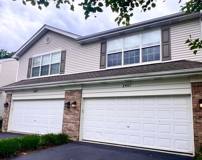 Photo - 2407 Stoughton Cir