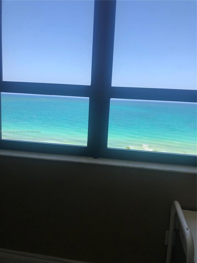Building Photo - 10185 Collins Ave Unit 1118 Rental