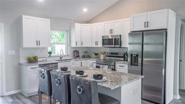 Photo - 44 Water Track Dr