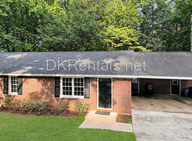 Photo - 1580 Bainbridge Ln