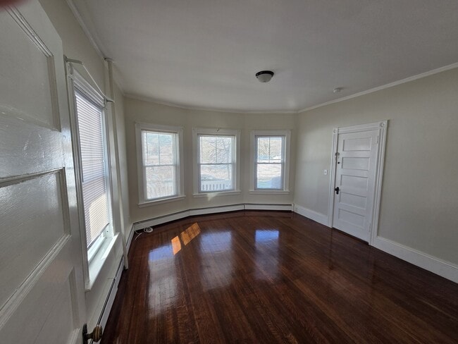 Building Photo - 110 Church St Unit 1